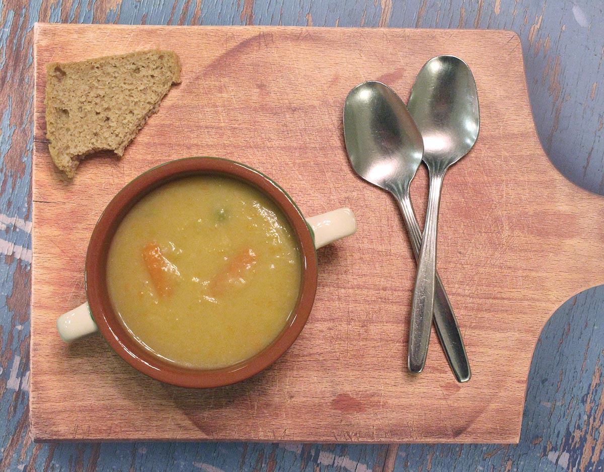 מרק ירקות עשיר מרק ירקות עשיר