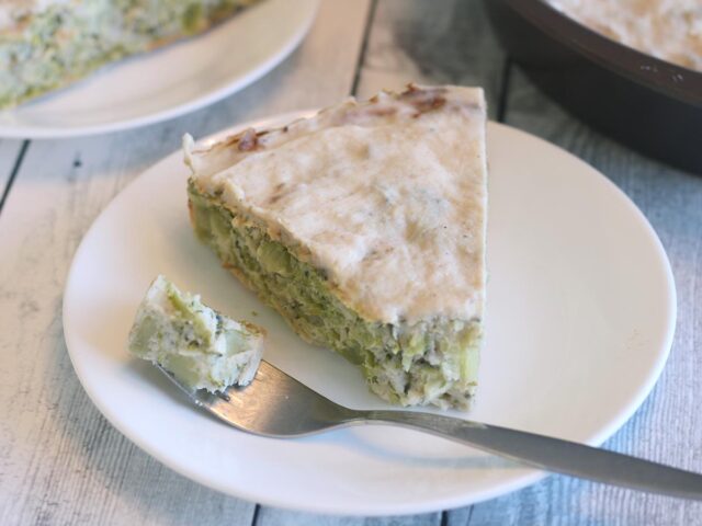 פשטידת ברוקולי וגבינה