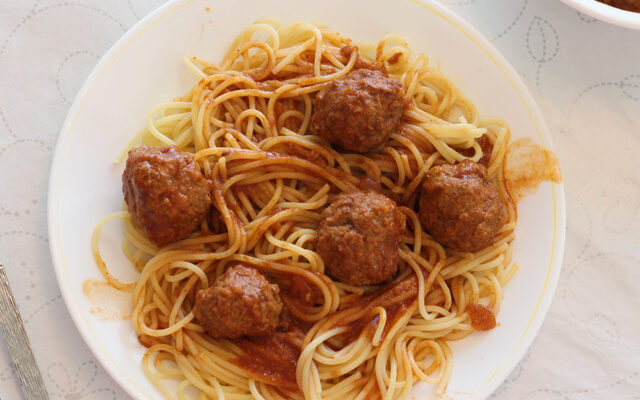 קציצות בשר ברוטב עגבניות