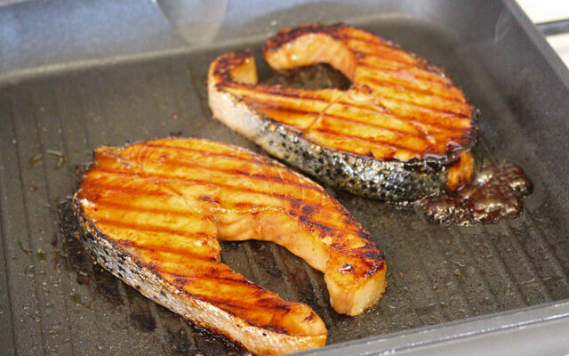 סלמון בסויה ומייפל