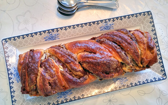 עוגת שמרים נוטלה וחלבה