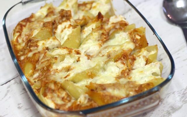 קונכיות פסטה ממולאות בריקוטה וסלמון