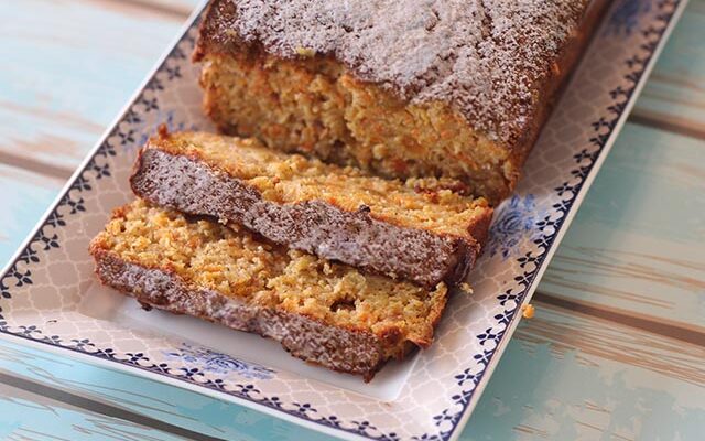 עוגת גזר ותפוחים (עם גרסה ללא גלוטן)